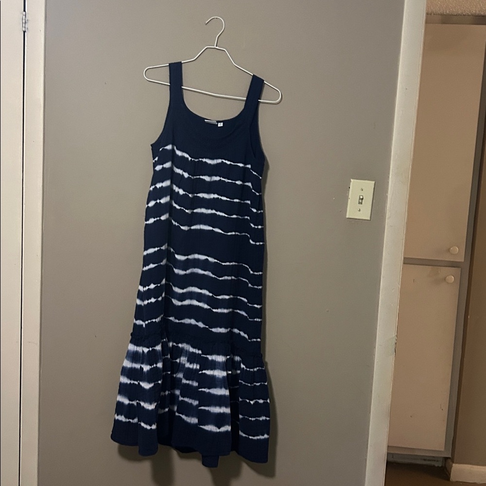 Navy and White Tie-Dye Maxi Dress